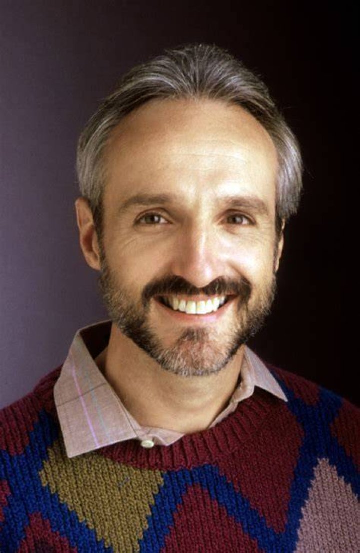 Michael Gross as Steven Keaton, Meredith Baxter as Elyse Keaton on "Family Ties" | Photo: Getty Images