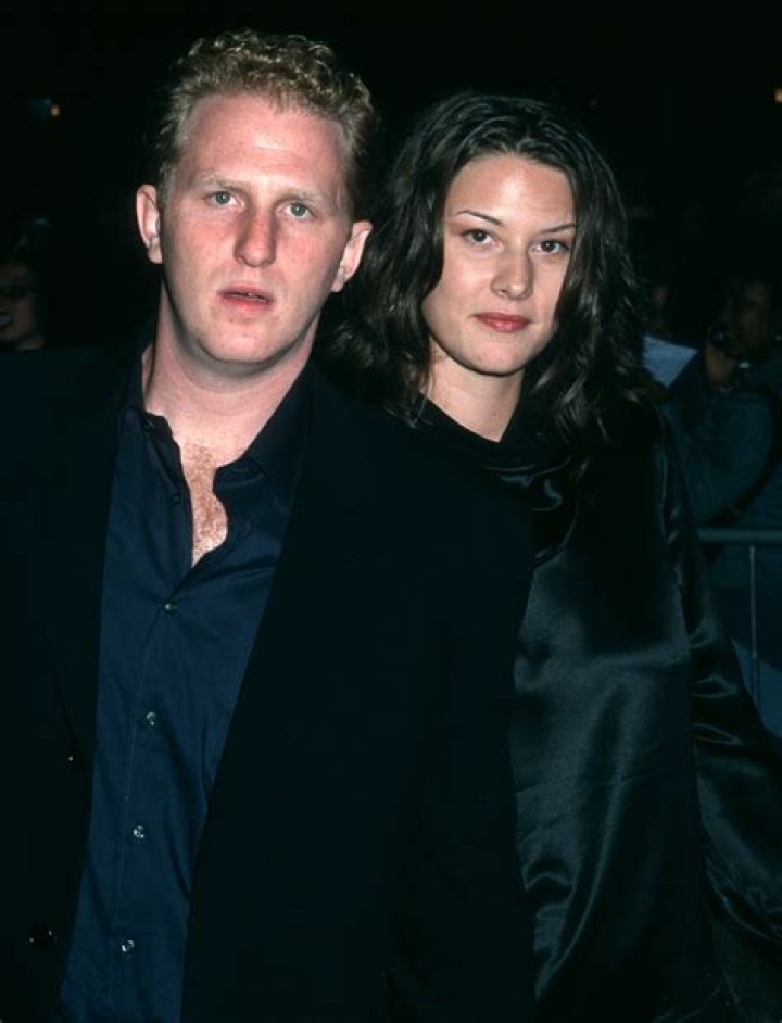 Michael Rapaport and Nichole Beattie are pictured as they arrive at the premiere of his new film "Lucky Numbers" on October 24, 2000, in Hollywood, California | Source: Getty Images