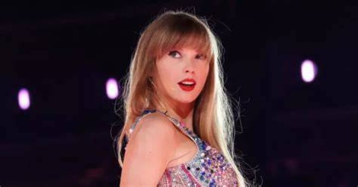 Momentous: Swift took the stage to say some words about her inspiration with old images of the legendary songwriter on screens in the back