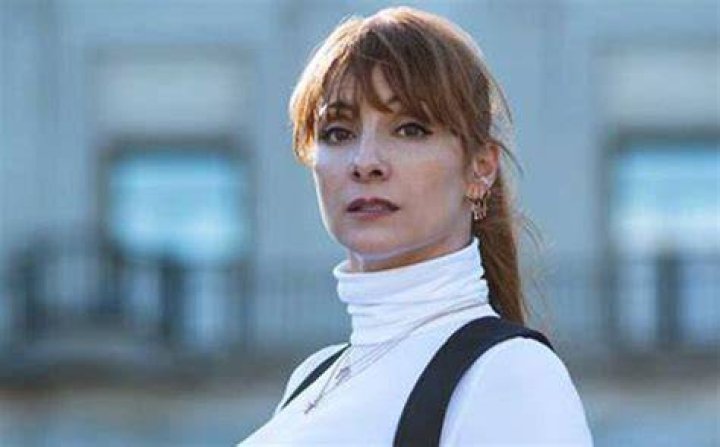 Najwa Nimri as Alicia Sierra | Fotos de filmes, Wallpapers de filmes, Casa de papel