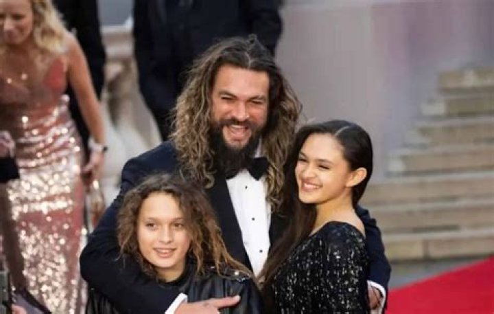 NakoaWolf Manakauapo Namakaeha Momoa Riot Housewives