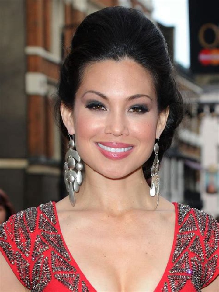 Natalie Mendoza will take over the role of Satine in "Moulin Rouge!" on Broadway.