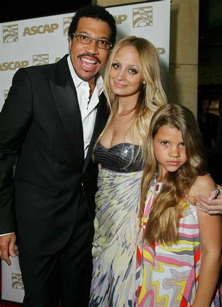 Nicole Richie, Lionel Richie, Sofia Richie and Miles Richie attend the Lionel Richie Hand And Footprint Ceremony at TCL Chinese Theatre on March 7, 2018 | Photo: GettyImages