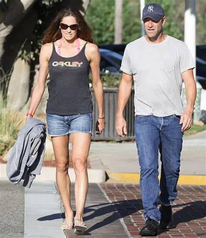 Once Engaged Aaron Eckhart Moved On With His Life And Started Dating consecutively; Reveals