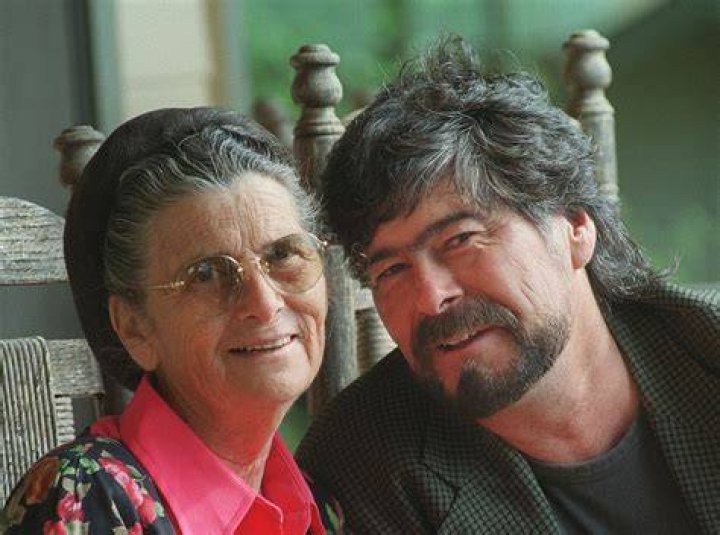 Our interview with Randy Owen and his mother in 2001 &lsquo;I thought he&rsquo;d be a fine young man&rsquo;