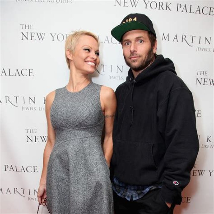 Pamela Anderson and Rick Salomon at The Martin Katz Jewel Suite Debuts in New York in 2013 | Source: Getty Images