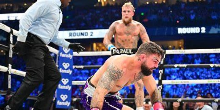 Paul improved his professional record to eight wins and one loss after getting his first knockout in two years