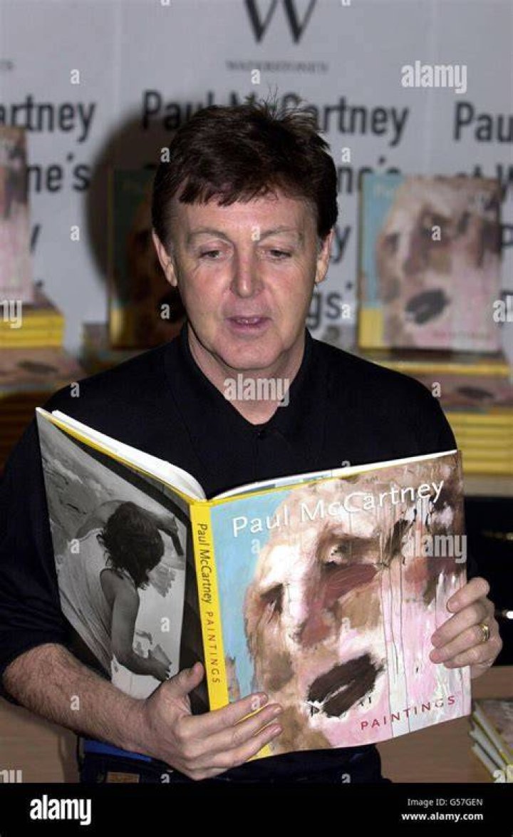 Paul McCartney at Waterstones Piccadilly on September 06, 2019 in London, England. | Photo: Getty Images