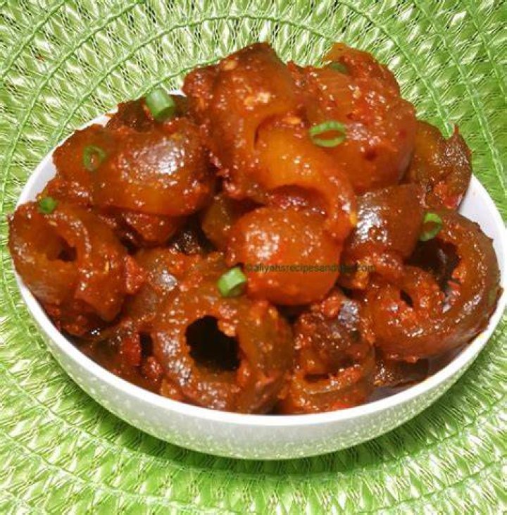 Peppered ponmo recipe is a very delicious delicacy and it is very easy to make. It was boiled