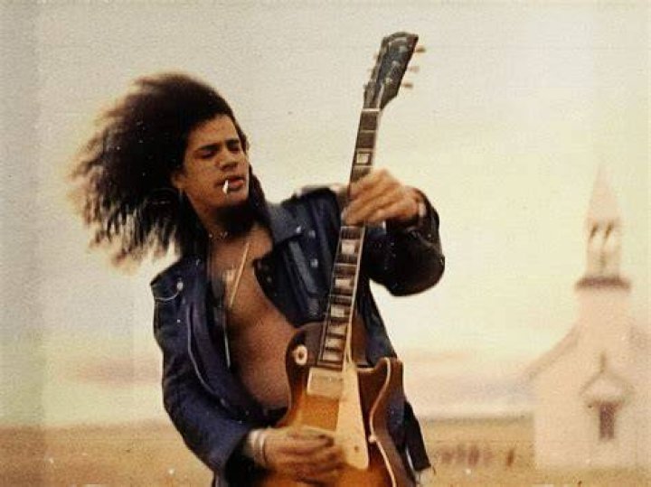 Pics of Slash with his first wife, Ren&eacute;e Suran r/GunsNRoses
