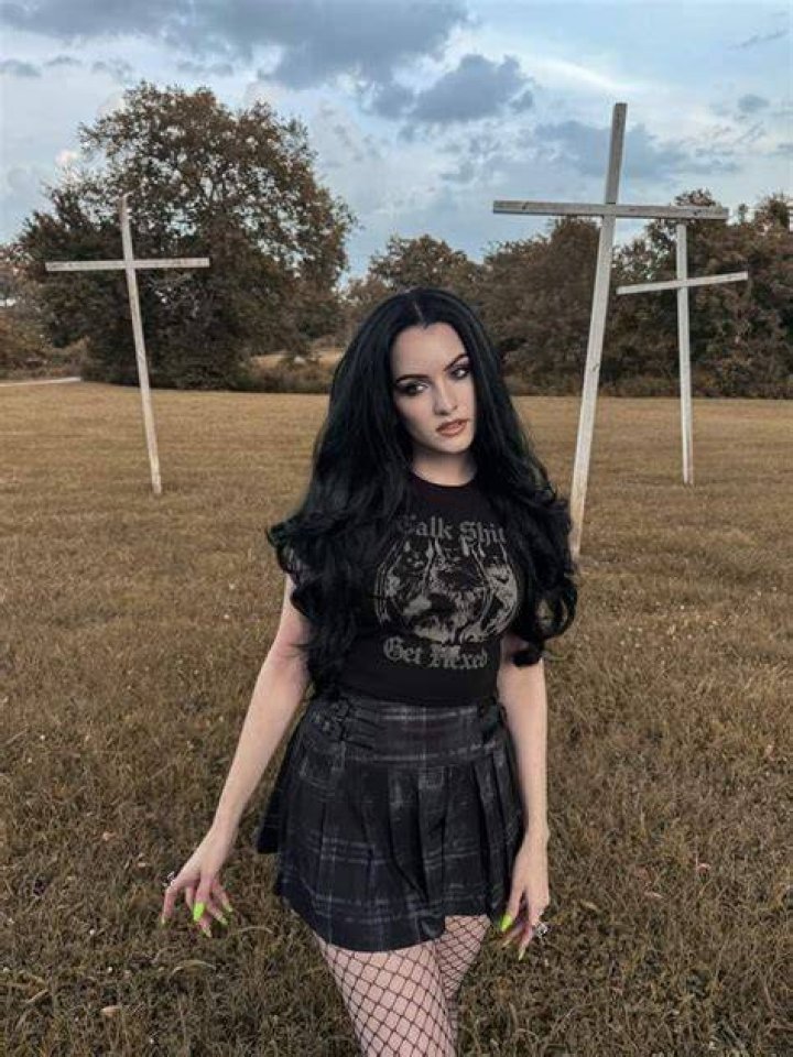Pin en ˖&deg;. goth