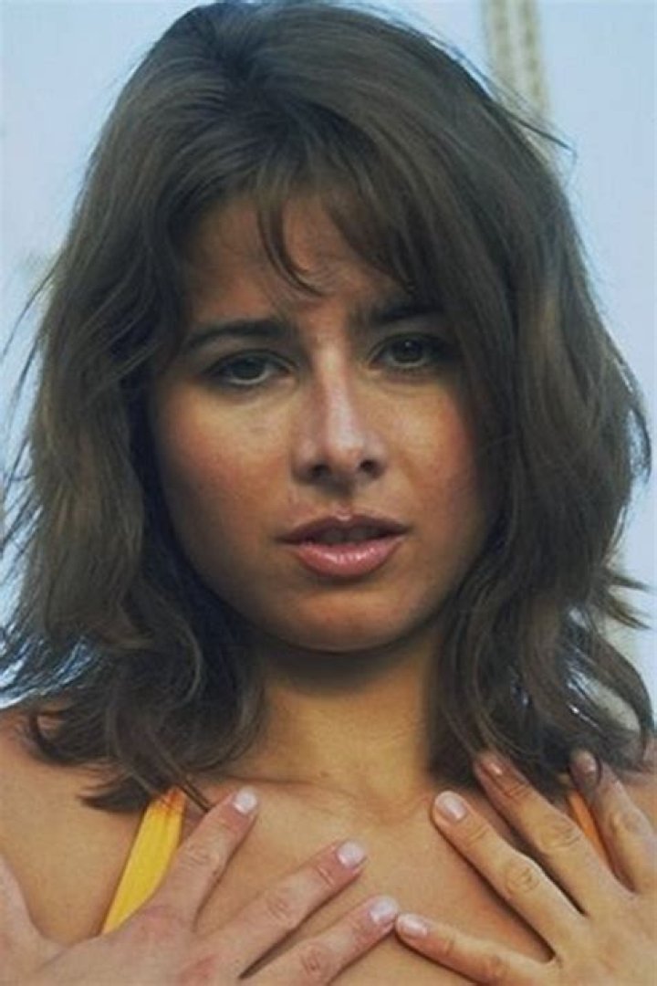Pin on Chlo&eacute; Vevrier