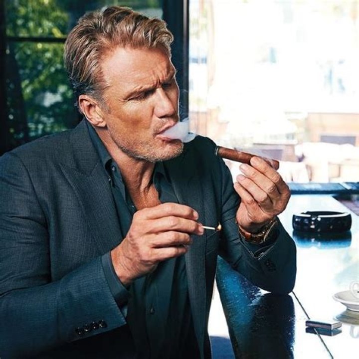 Pin on Famous people smoking