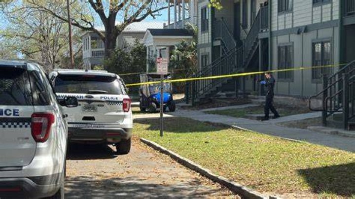 Police officials outside the apartment complex where Savannah Soto and Matthew Guerra were found posted on December 27, 2023 | Source: YouTube/KENS 5: Your San Antonio News Source