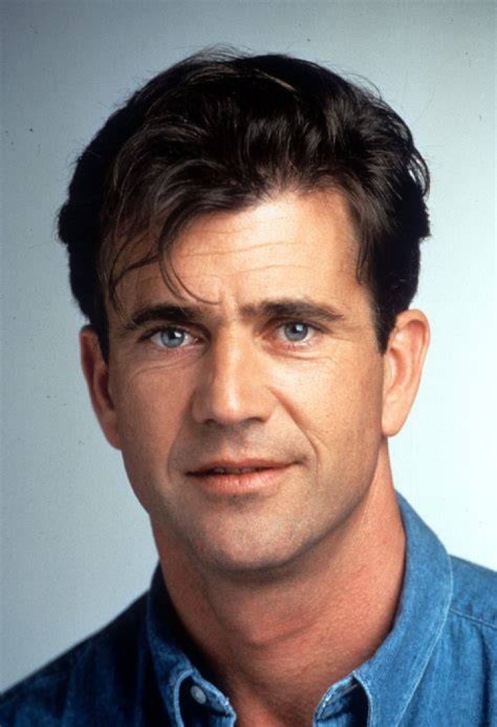 Portrait of actor Mel Gibson when he was youthful. [Left] | Actor Mel Gibson on the scene of a movie. [Right] | Source: Getty Images
