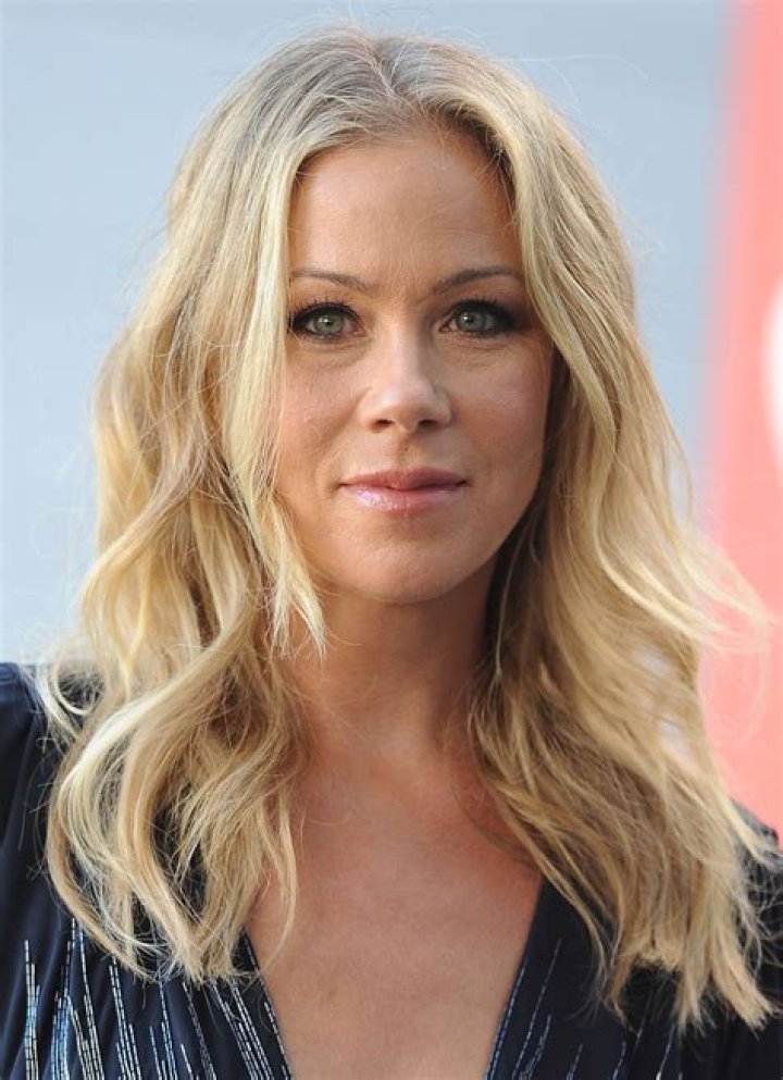 Portraits of Christina Applegate and James Marsden | Photo: Getty Images