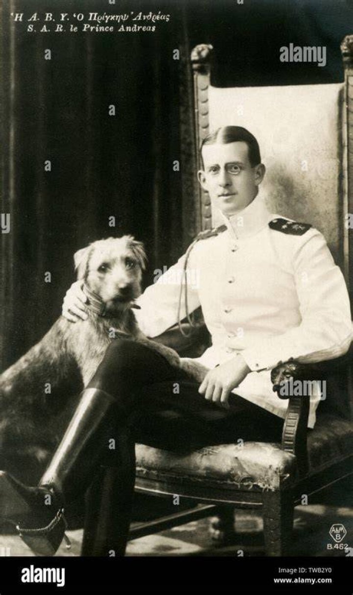 Prince Andrew of Greece and Denmark with Princess Alice of Battenberg in 1921 in Athens, Greece | Photo: Getty Image