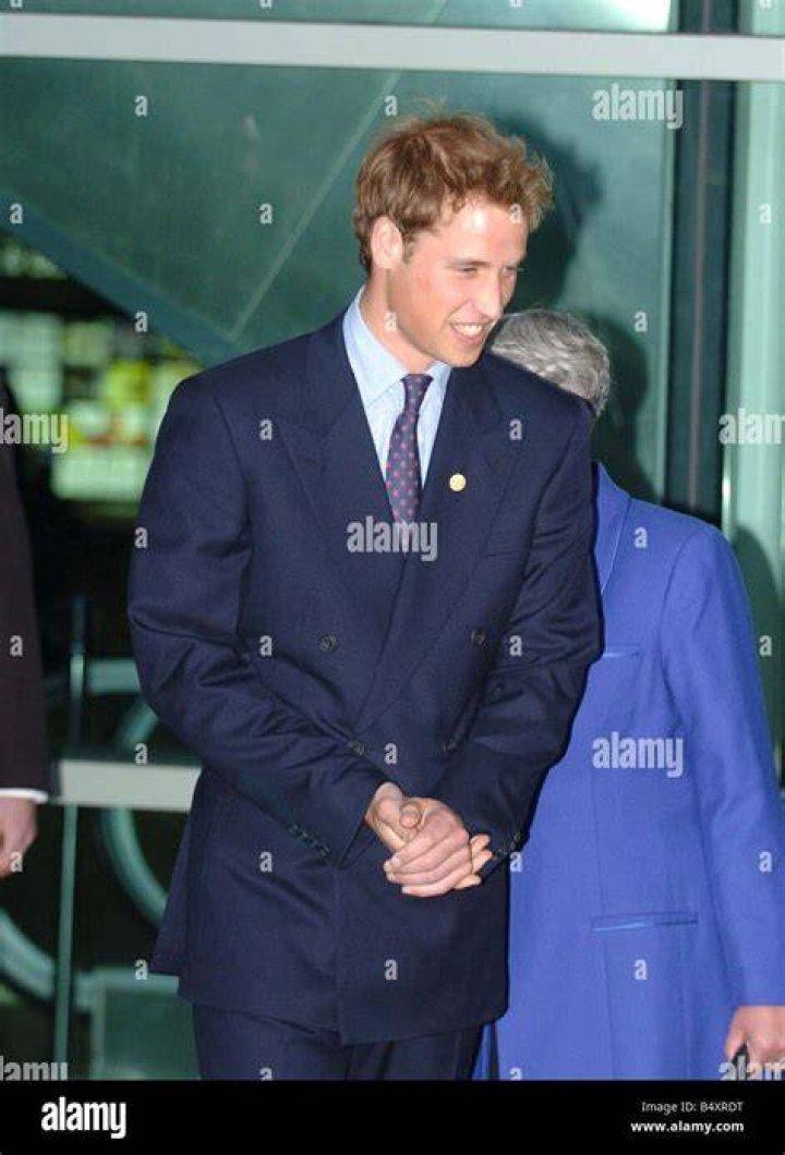 Prince William arrives with his mother Diana, Princess of Wales and brother Prince Harry for his first day at Eton College on September 16, 1995 in Windsor, England | Photo: Getty Images