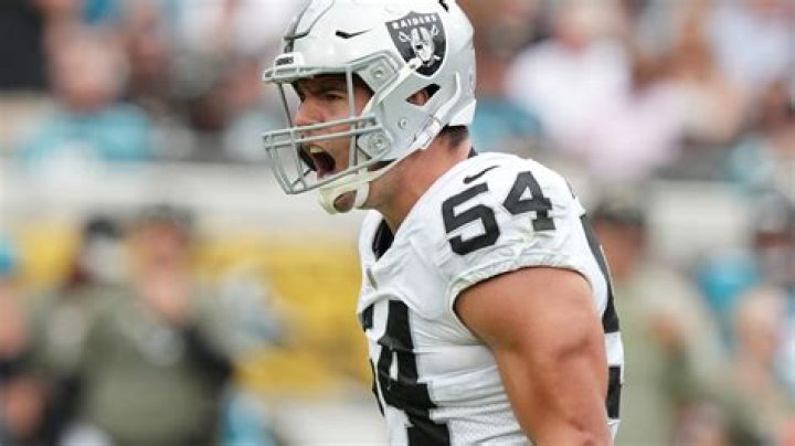 Raiders LB Blake Martinez announces retirement after seven seasons