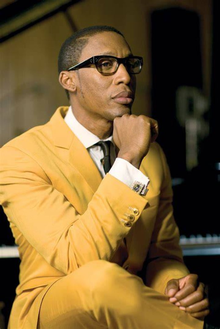 Raphael Saadiq &ldquo;It&rsquo;s Just Soul&rdquo; PS Audio