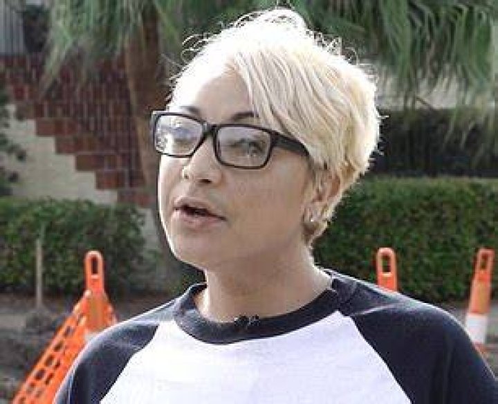 Recall vice chair organizer Ellen Carter used to work in the mayors office and recalled when she supposedly stopped working
