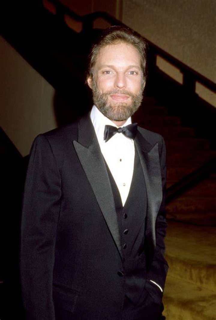 Richard Chamberlain poses for a photo in "The Thornbirds," circa 1961. | Source: Getty Images