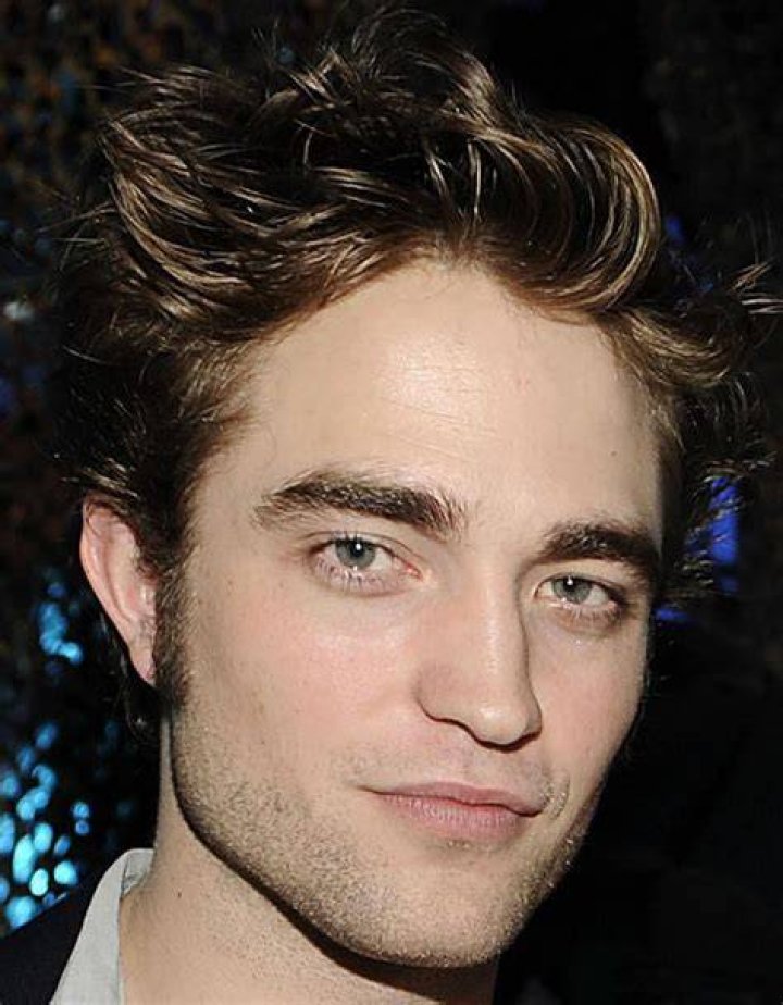 Robert Pattinson in ScreenJunkies&rsquo; &ldquo;10 Best Young Hollywood Actors&rdquo; Thinking of Rob