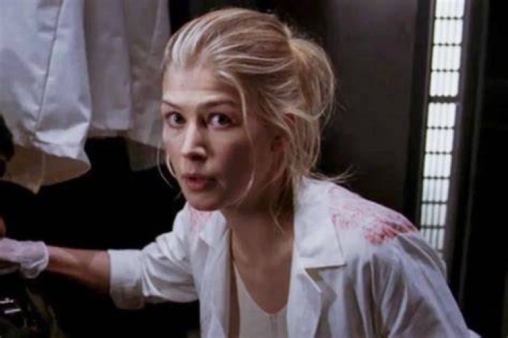 Rosamund Pike shot to fame as an MI6 agent in James Bond film Die Another Day — and she still knows how to stage effective undercover operations