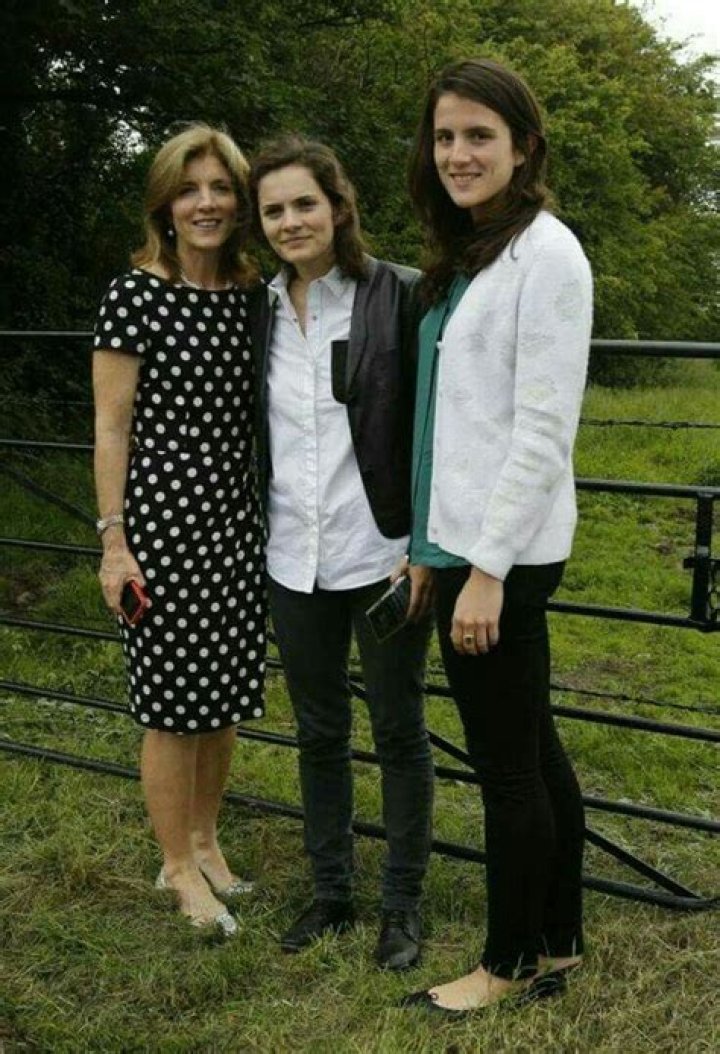 Rose Kennedy with her daughters, Kathleen and Rosemary, leaving their London house. | Photo: Getty Images