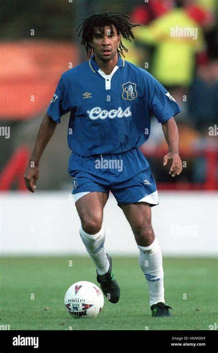 Is Nathan Ake Related To Ruud Gullit? Family Tree And Net Worth Difference ruud-gullit-chelsea