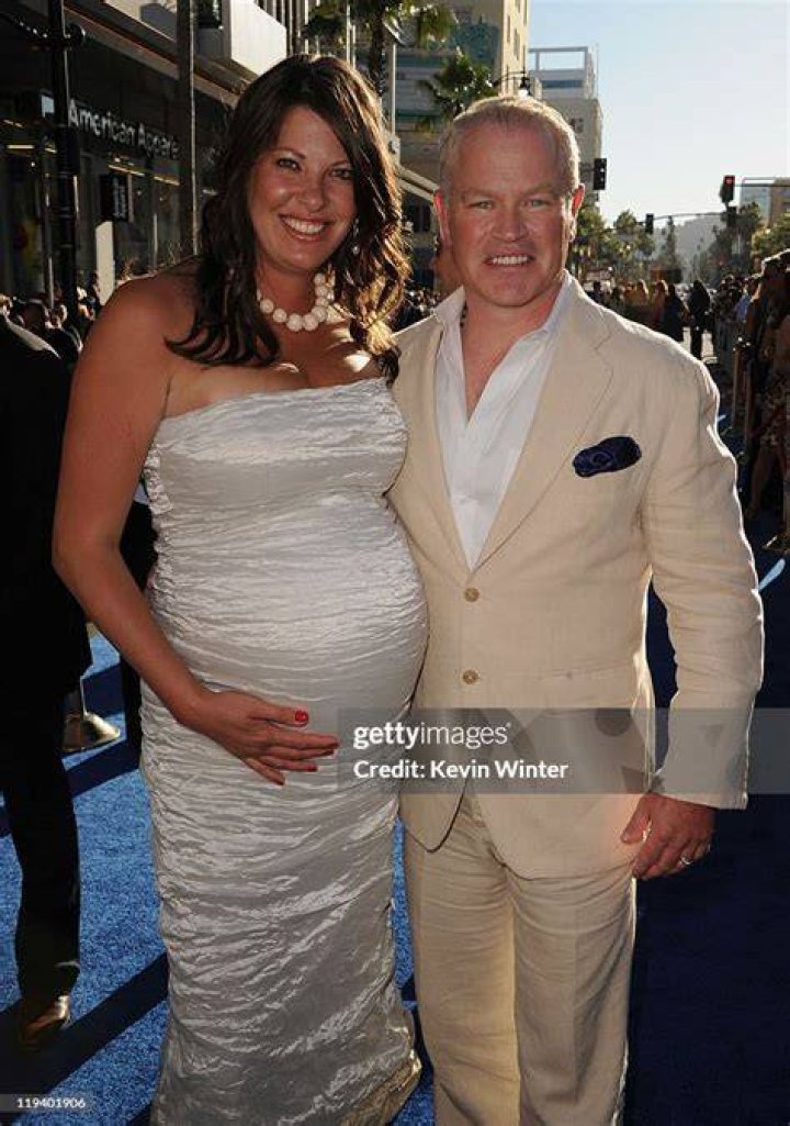 Ruve McDonough (L) and Actor Neal McDonough (R) attend the International Press Academy's 17th Annual Satellite Awards at InterContinental Hotel on December 16, 2012, in Century City, California. | Source: Getty Images