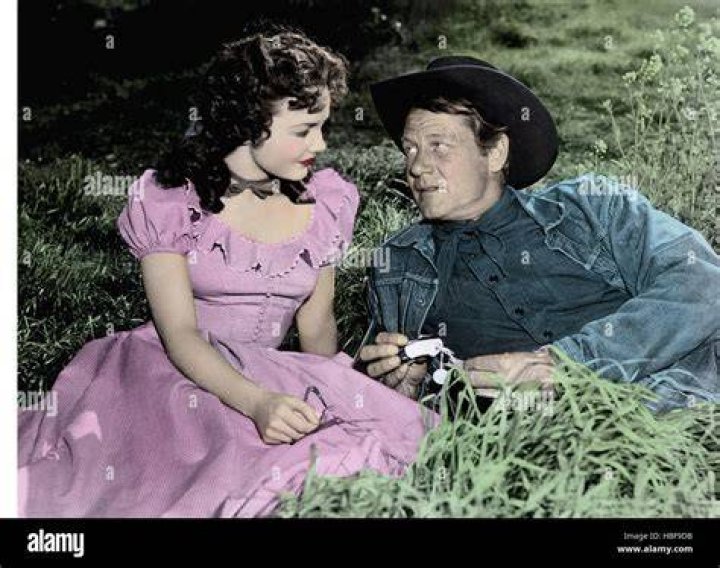 Saddle Tramp, Wanda Hendrix, 1950 Photograph by Everett Fine Art America
