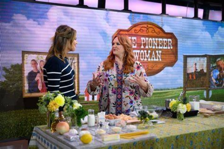 Savannah Guthrie and Ree Drummond, who has a mustard potato salad recipe, do a cooking demonstration