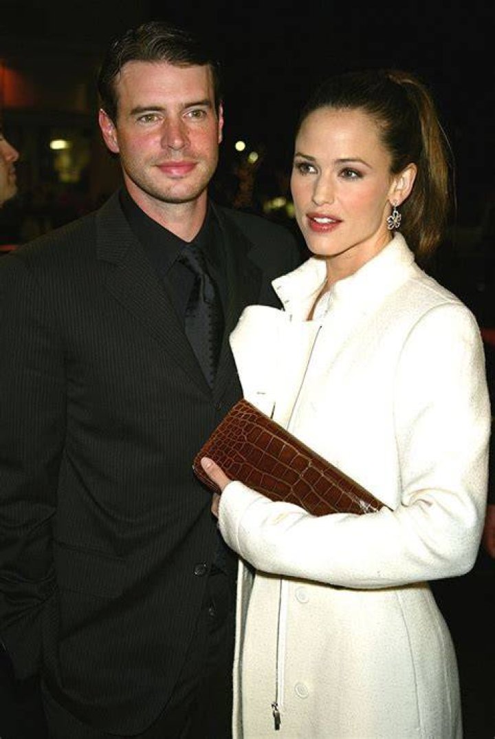 Scott Foley and Jennifer Garner at the 60th Annual Golden Globe Awards on January 19, 2003 | Photo: Getty Images