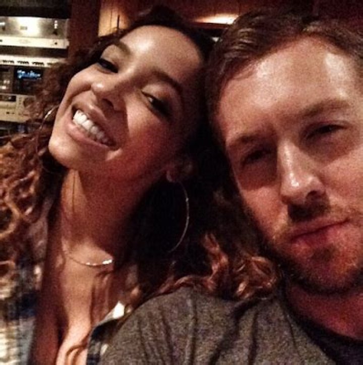 Singer Tinashe now dating Calvin Harris? NaijaVibe