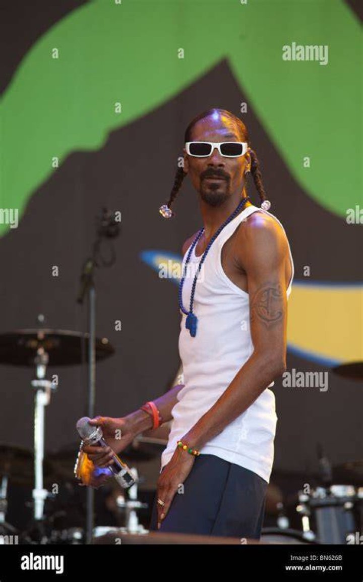 Snoop Dogg performs at Glastonbury Festival at Worthy Farm on June 25, 2010. | Photo: Getty Images