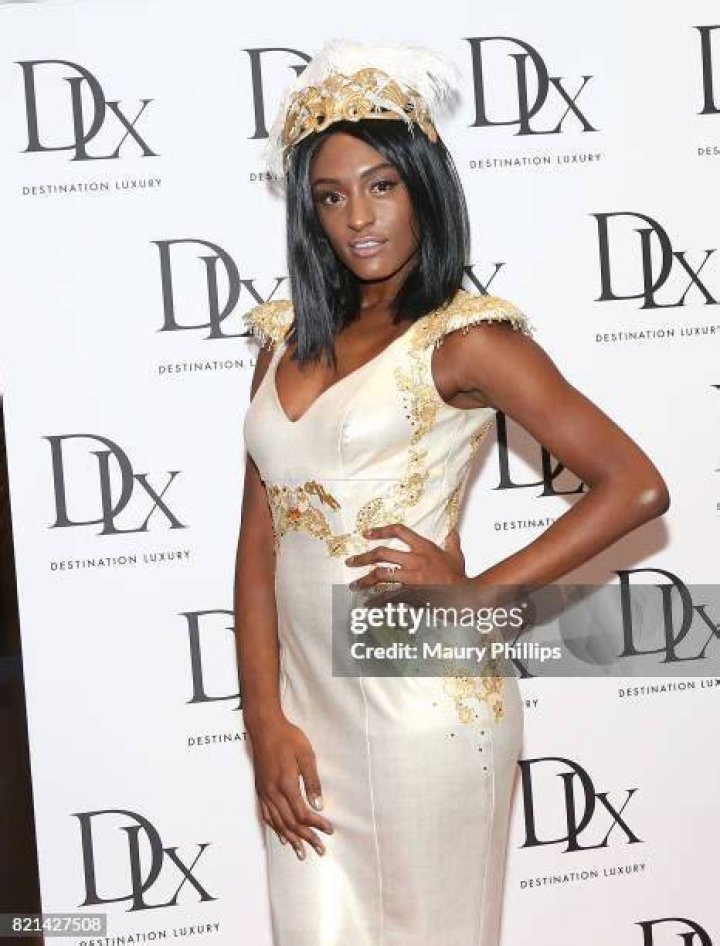 Sophia Morris atends the Art Deco Surrealist Jazz Ball In celebration of David Christopher Lee and Celeste Thorson's Birthday at NeueHouse Hollywood | Getty Images