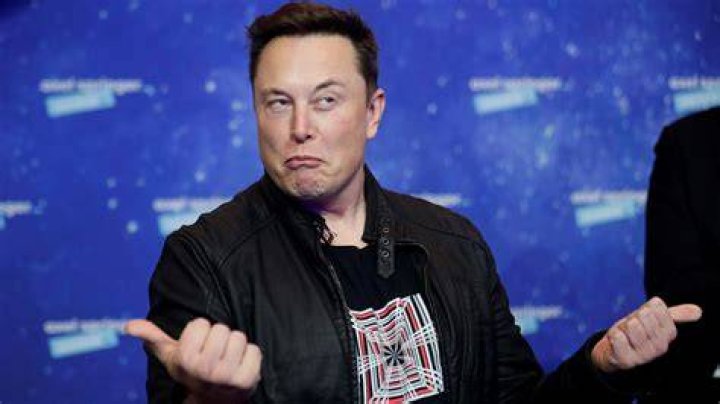 Speculation: Twitter users were quick to spot Garth's newly-thickened head of hair, with some calling out his apparent hair transplant, while others simply voiced confusion