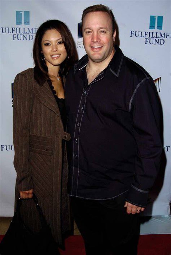 Steffiana de la Cruz and Kevin James attend the "Grown Ups 2" New York Premiere at AMC Lincoln Square Theater on July 10, 2013 in New York City. I Photo: Getty Images.