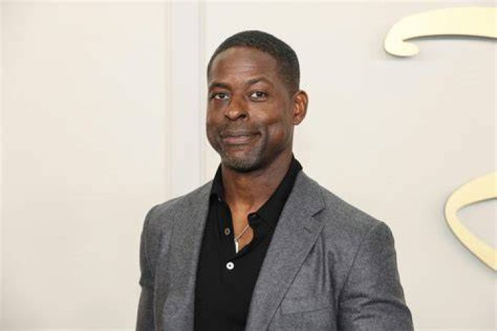 Sterling K. Brown pictured in a trailer for "This Is Us" season 5, 2020 [Left] Brown and his two sons pose in their Chargers merch before a game, 2021 [Right] | Photo: YouTube/TVPromos & Instagram/sterlingkbrown