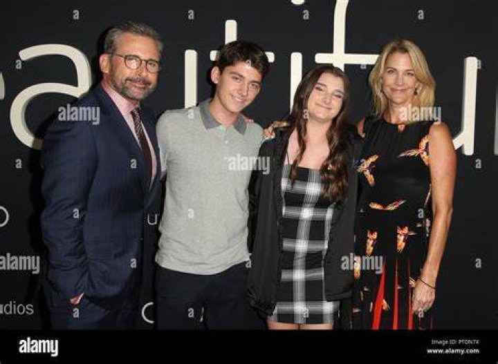  Steve Carell, John Carell, Elisabeth Anne Carell and Nancy Carell at the premiere of "Beautiful Boy" on October 8, 2018 in Beverly Hills, California. | Photo: GettyImages