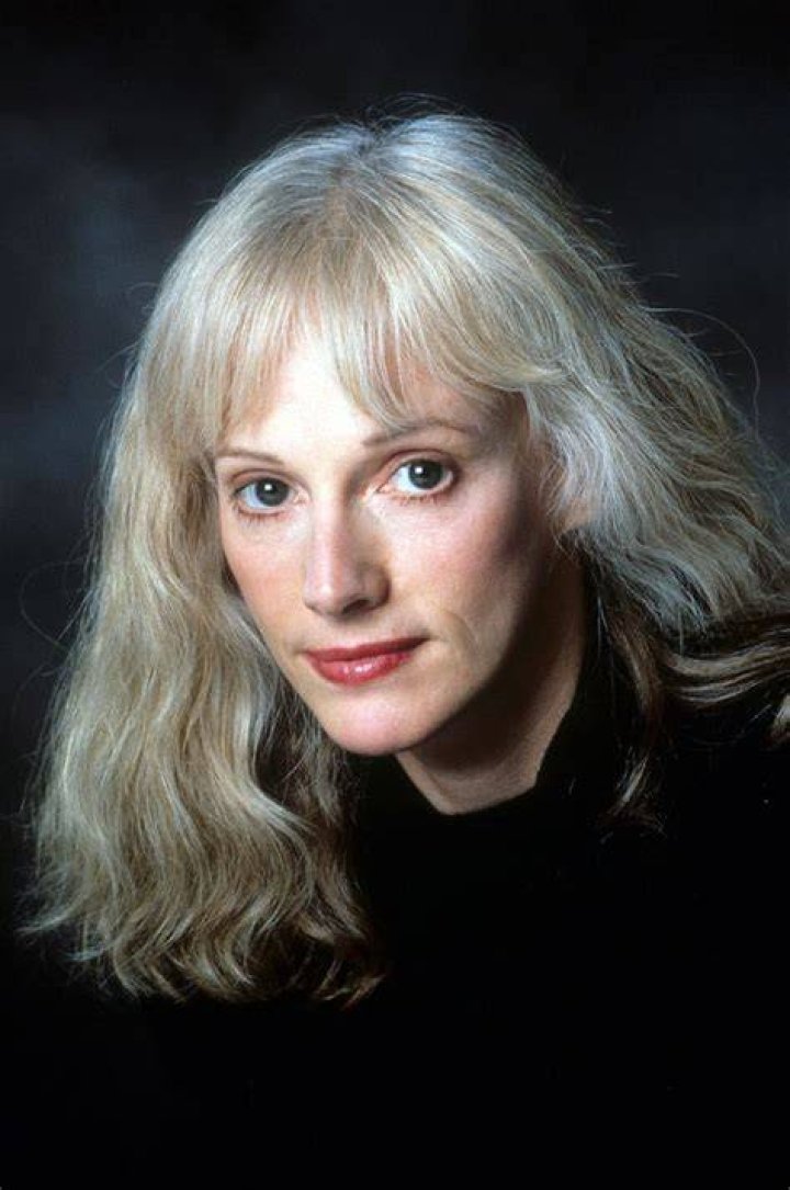 Studio portrait of Sondra Locke in Los Angeles, California, United States. | Photo: Getty Images