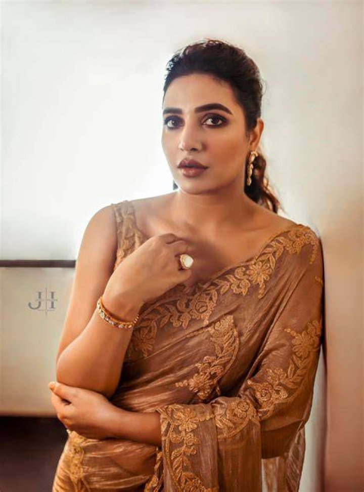 Subhashree Ganguly Photos (1) MixIndia