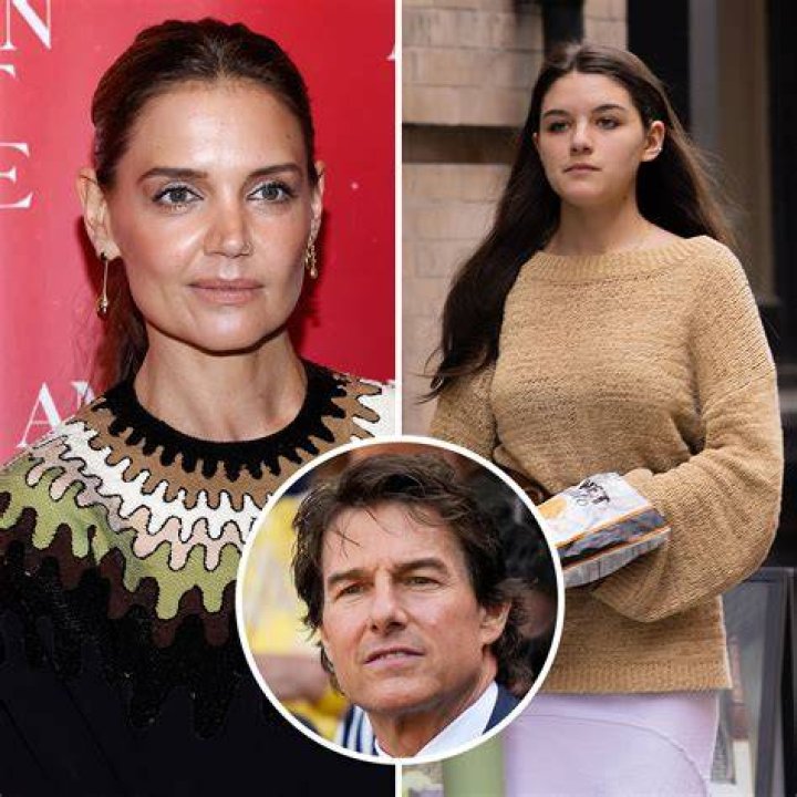 Suri Cruise and Katie Holmes on September 08, 2020 in New York City | Source: Getty Images
