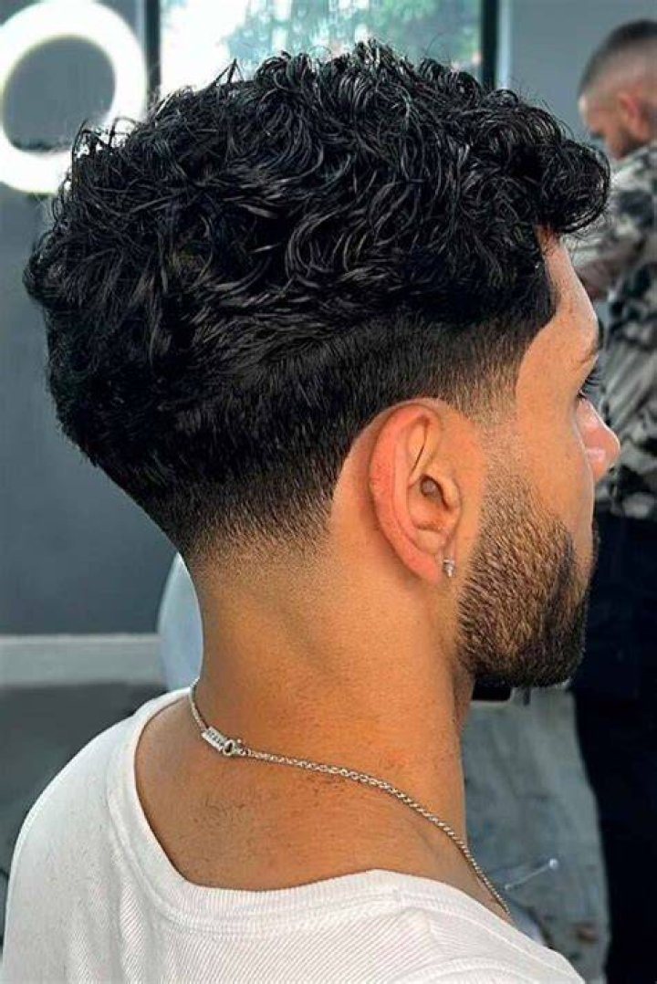 Taper Fade +72 Stylish Taper Haircuts For Men In 2021