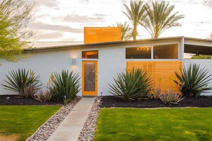 The Amazing MidCentury Modern Home Of Actress Robin Tunney