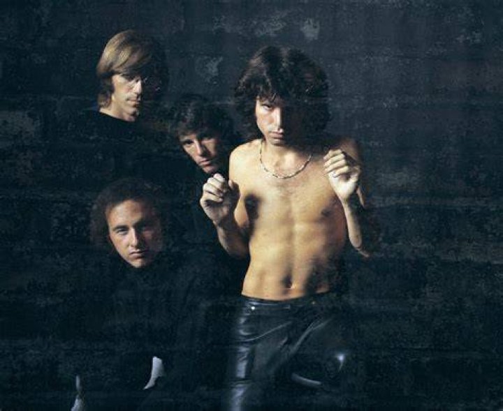 The Doors pose for their first album cover, 1967. | Photo: Getty Images