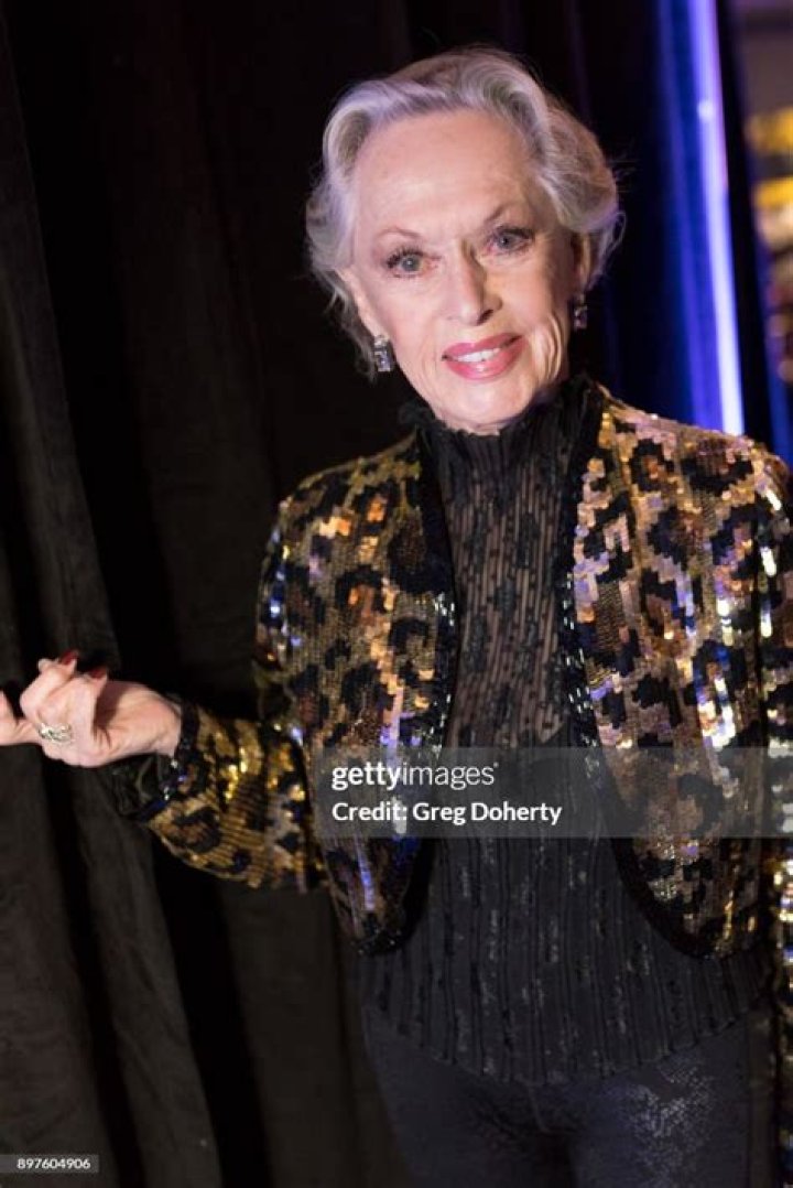 Tippi Hedren attends the Rio Vista Universal's Valkyrie Awards and Holiday Party on December 16, 2017 | Photo: Getty Images