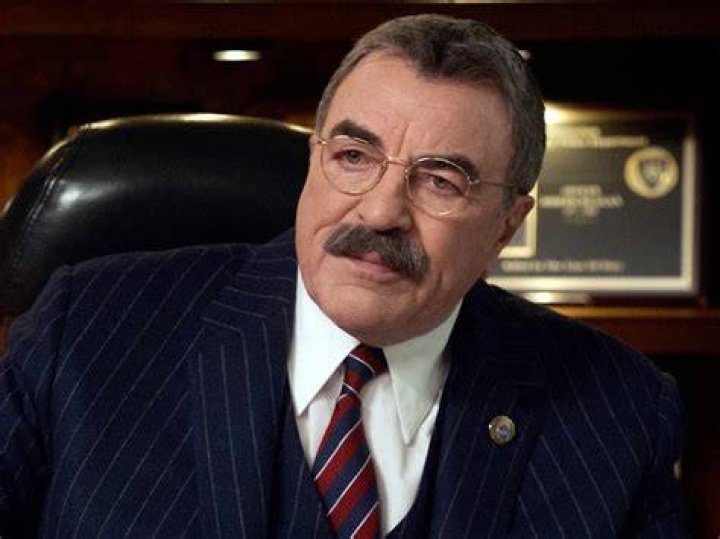 Tom Selleck as Frank Reagan on the set of "Blue Bloods" on October 7, 2022 | Source: Getty Images
