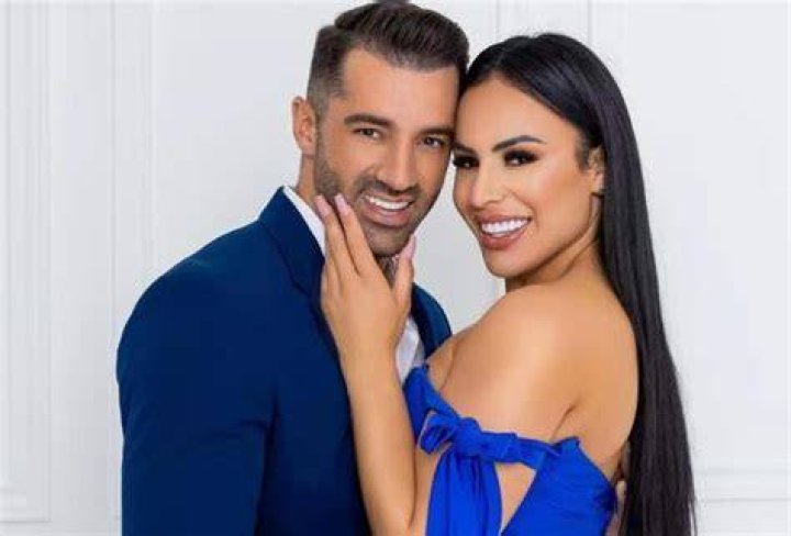 Toni Costa celebr&oacute; su primer aniversario con su novia Evelyn Beltr&aacute;n